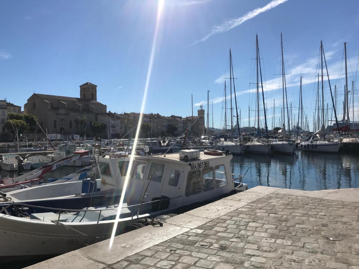 Studios Du Marin Sur Port De Ла-Сьйота Екстер'єр фото